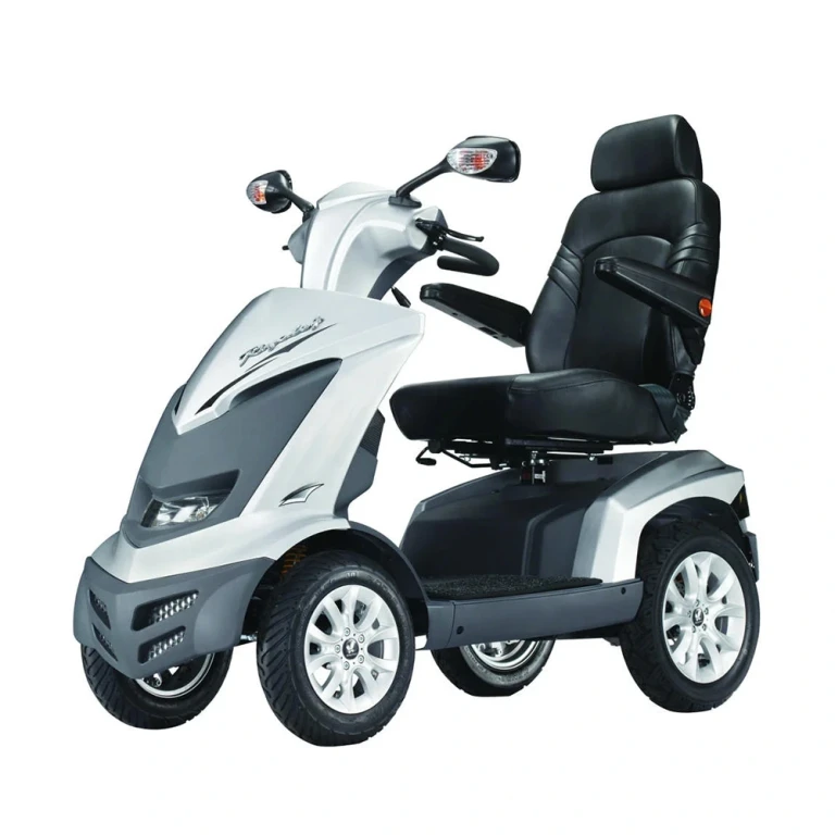 Drive DeVilbiss Royal 4 Range 8mph Mobility Scooter White