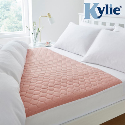 Kylie Washable Bed Pad Pink Close Up