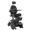 Quantum 4Front2 BackinBlack Lift - Front-Wheel Drive Powerchair