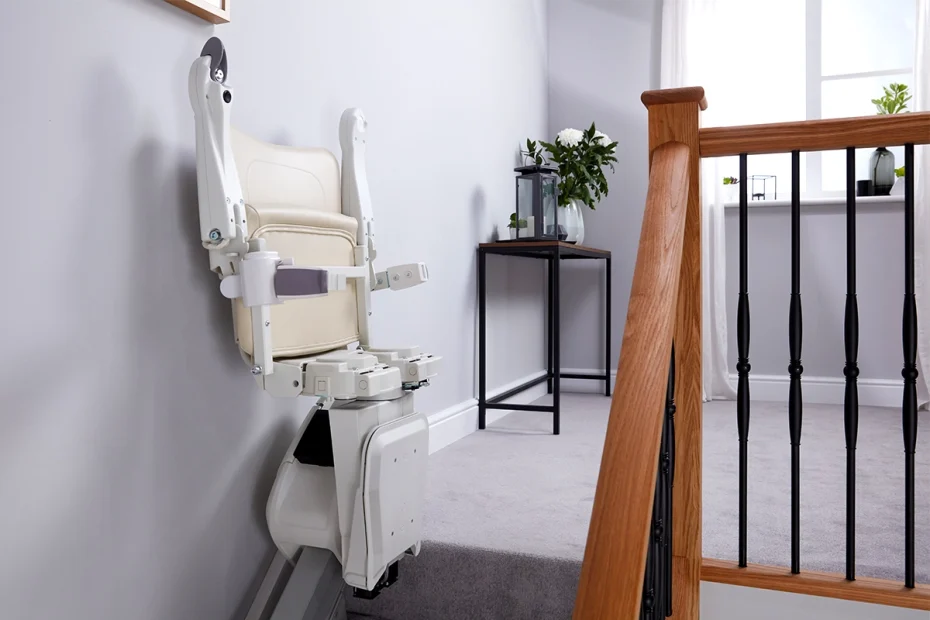 Folded Stairlift with Zero Intrusion